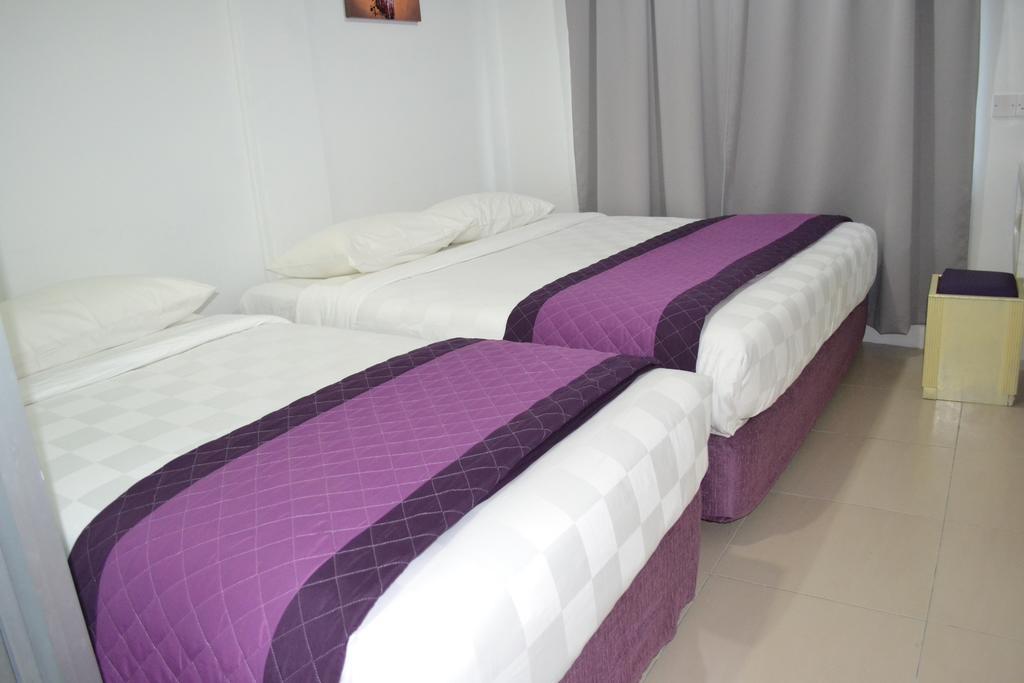 Lavender Hotel Teluk Intan Quarto foto